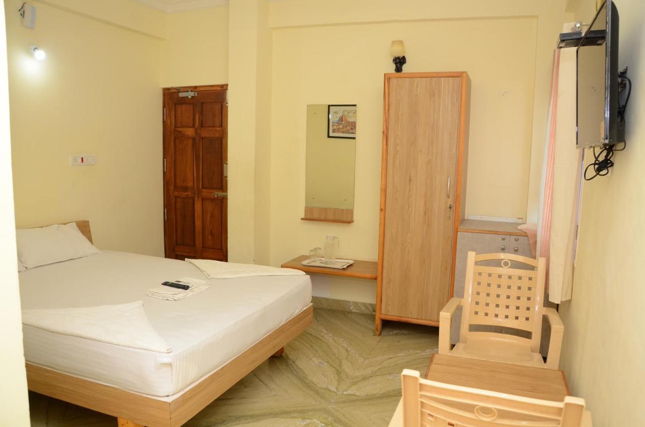 Hari Iyer Residency Hotel Tiruchchendūr Exterior foto