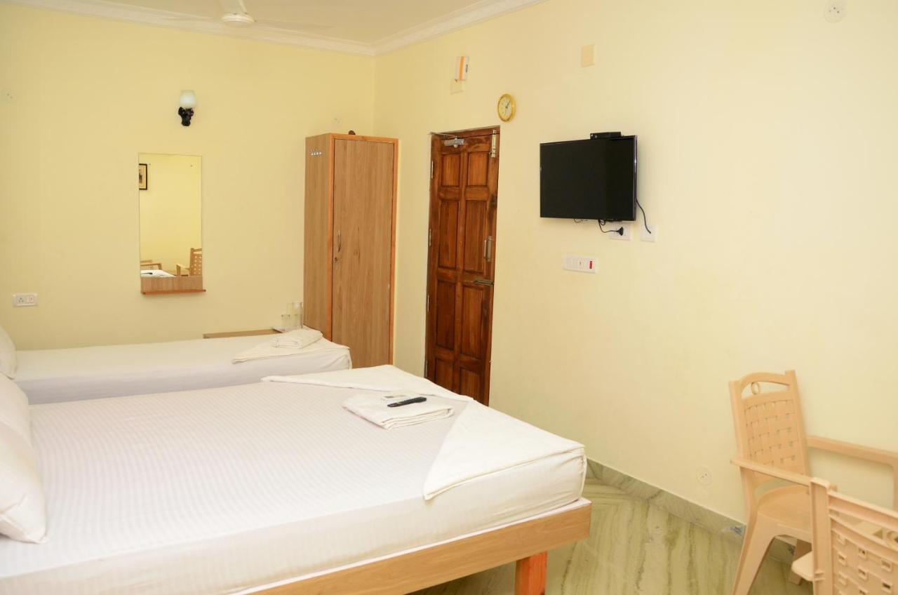 Hari Iyer Residency Hotel Tiruchchendūr Exterior foto