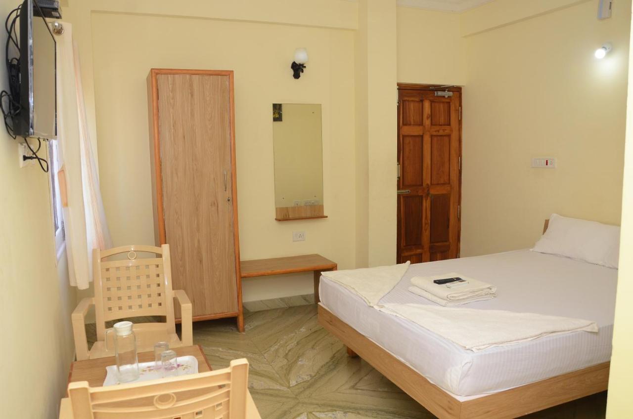 Hari Iyer Residency Hotel Tiruchchendūr Exterior foto